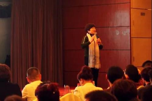 致中和“百年老字号·民族致中和”产品说明会激情召开