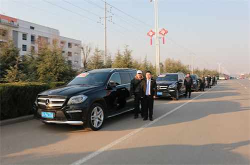 2017让爱传出去 ——第133所尚赫鹿永波小学成功揭牌