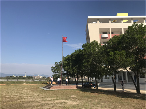 2017让爱传出去 ——第136所尚赫颜妮小学成功揭牌