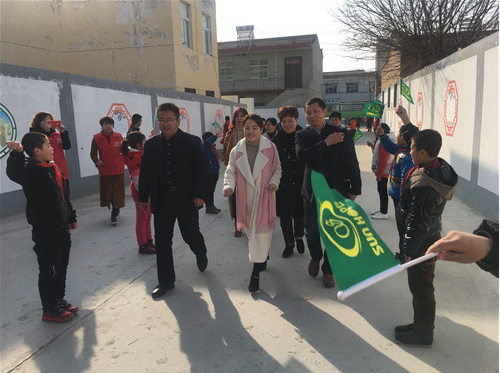 2017让爱传出去 ——第137所尚赫孙井凤小学成功揭牌