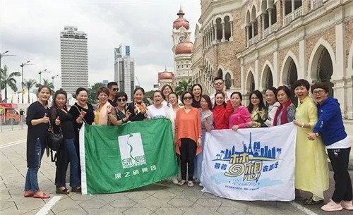 2017绿之韵营销精英新马尊贵之旅圆满收官