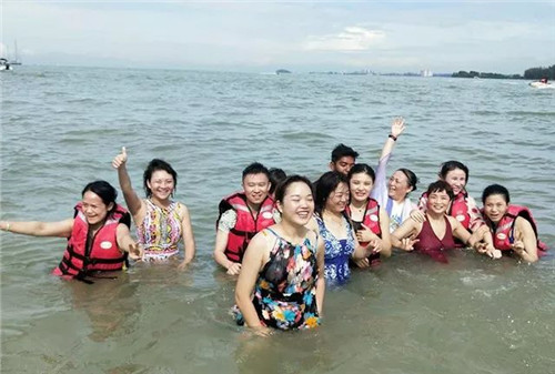 2017绿之韵营销精英新马尊贵之旅圆满收官