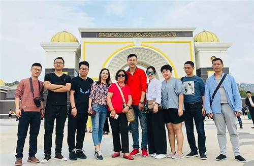 2017绿之韵营销精英新马尊贵之旅圆满收官