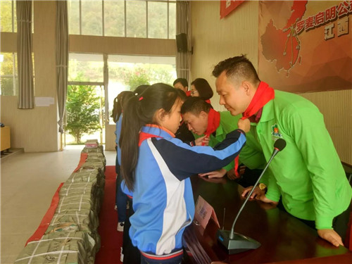 罗麦启明公益万里行走进江西、山西、湖南、山东