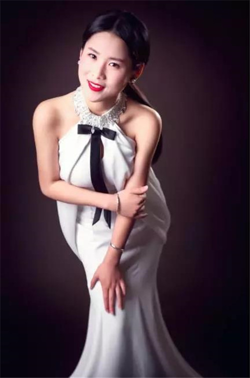 闪耀全城 ：安发2017雅荻美诗小姐十强总决赛评选