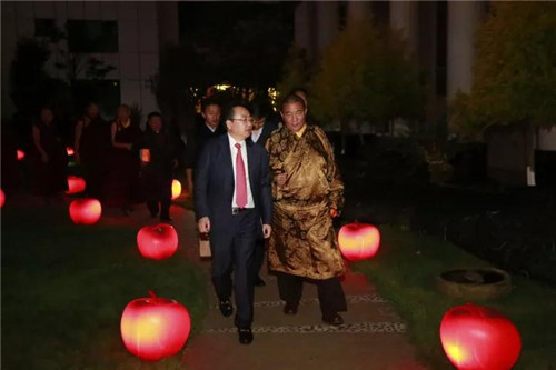 高僧大德，西藏藏传佛教格西拉让巴代表团参访龙润和理想