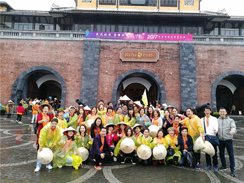 长青豪华邮轮游见证中越友谊