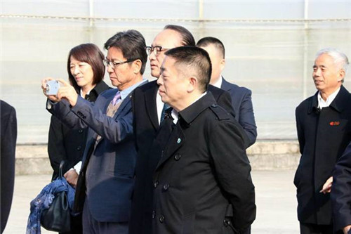 炎帝总公司领导和市场精英参观常德子公司研发基地