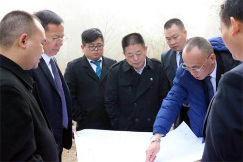 炎帝总公司领导和市场精英参观常德子公司研发基地