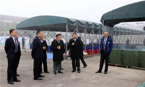 炎帝总公司领导和市场精英参观常德子公司研发基地