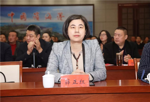 江苏省滨海县委书记钱武华亲切会见绿叶董事长徐建成