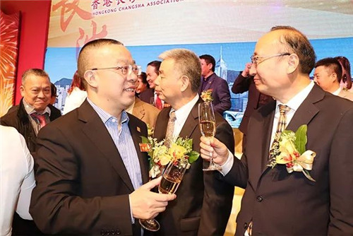 绿之韵胡国安董事长受邀出席庆祝香港回归20周年暨香港长沙联谊会成立一周年庆典