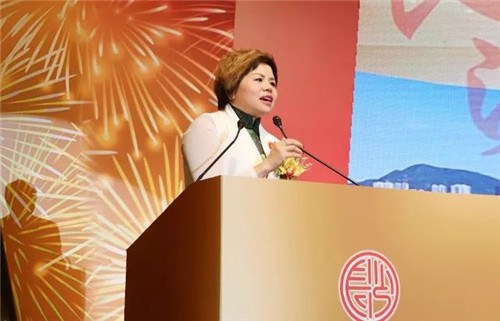 绿之韵胡国安董事长受邀出席庆祝香港回归20周年暨香港长沙联谊会成立一周年庆典