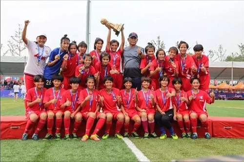 炎帝生物热烈祝贺琼中女足三上央视《新闻联播》