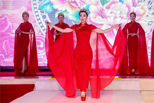 国韵齐鲁情——长青中国携手世界旗袍联合会弘扬传统国粹