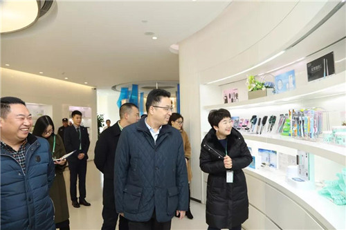 台州湾集聚区管委会副主任卢茂良莅临绿叶推进绿叶台州项目规划