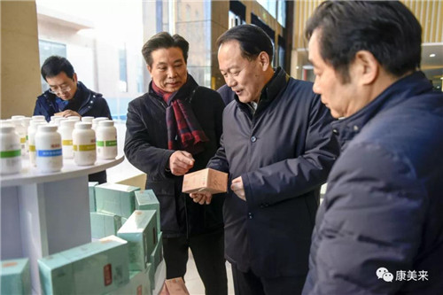 六安市代市长叶露中调研康美来集团