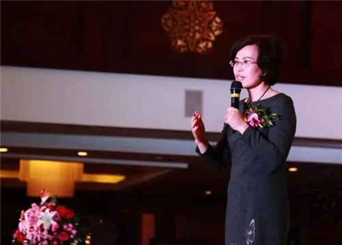 “共享辉煌 赢战明天”和治友德2017年终表彰大会辽宁站盛大召开