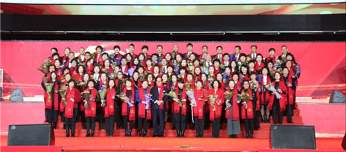 不忘初心，砥砺前行——金科伟业（中国）十周年庆典圆满落幕