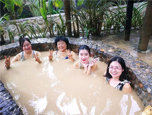 带着梦想去旅行——绿之韵营销精英2018越南芽庄荣耀之旅圆满收官