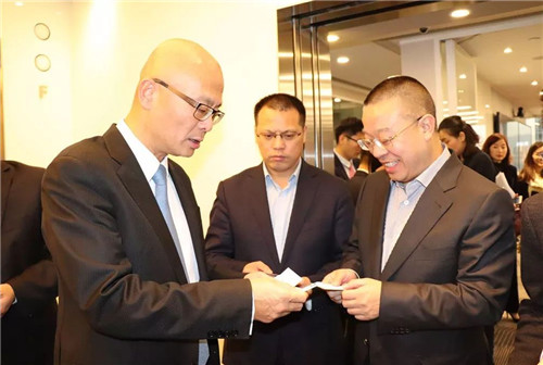 绿之韵胡国安董事长陪同中共长沙市委常委一行赴香港交易所考察座谈