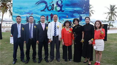 安发安享俱乐部“携手并进共赢未来”主题酒会温情上演