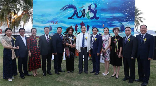 安发安享俱乐部“携手并进共赢未来”主题酒会温情上演