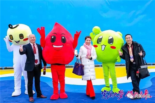 搭乘“完美号”  ，完美人开启2018完美发展新航程