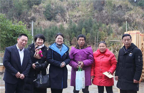 情暖小河乡——绿之韵集团积极探索农产品直购会扶贫新模式