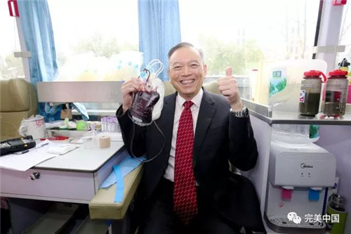第十五届完美百城千店万人献血活动启动，许国伟率安徽完美人寒冬献血