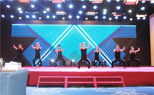 安然集团2017年度总结表彰暨迎新年联欢会圆满成功