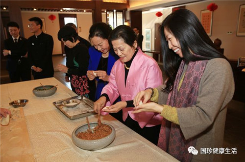 迎新春 贺新年 ——2018年新时代健康产业集团团拜活动成功举办