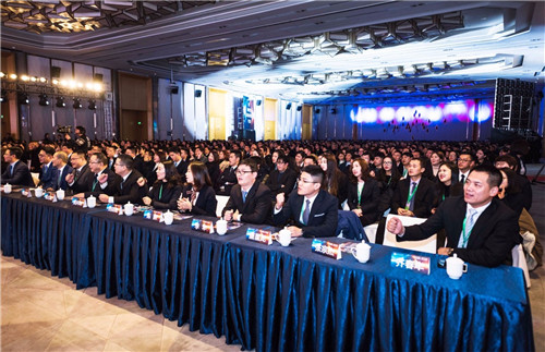 绿叶科技集团2017年员工表彰盛典暨贺岁晚会盛大召开