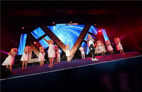 绿叶科技集团2017年员工表彰盛典暨贺岁晚会盛大召开