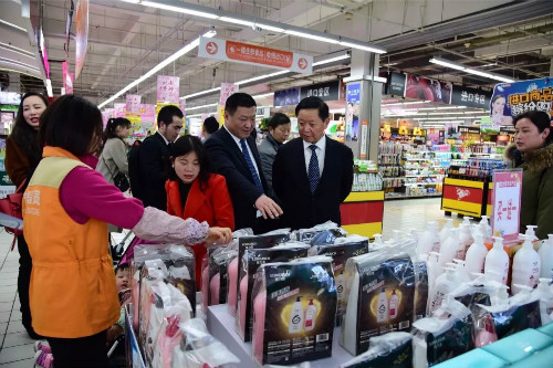 “聚合品牌·赢战未来” —隆力奇春夏季产品推介会召开