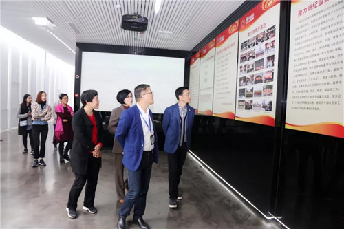 常熟市档案局局长丁磊一行考察隆力奇