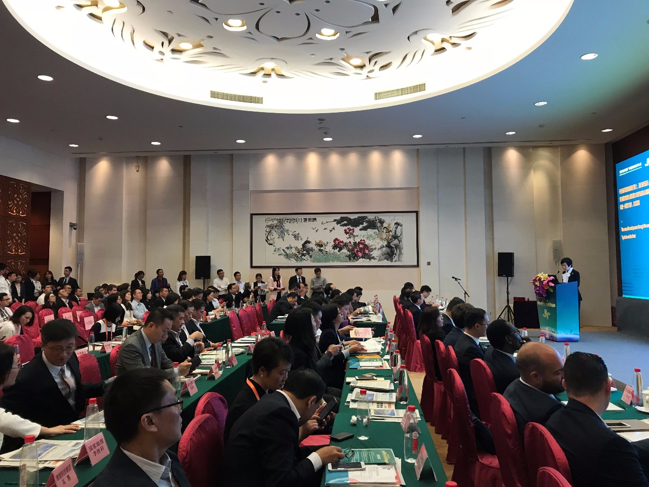 理想科技集团全球运营中心荣获“越秀区新落户企业奖”