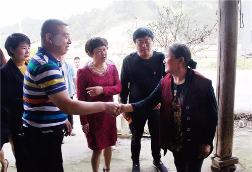 绿之韵胡国安董事长善捐60万助力家乡建设