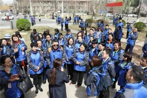 当天狮集团讲师,去南开大学培训!