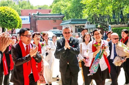 葆婴总裁史滨海携手中国扶贫基金会参加“江山爱心之家”义捐活动