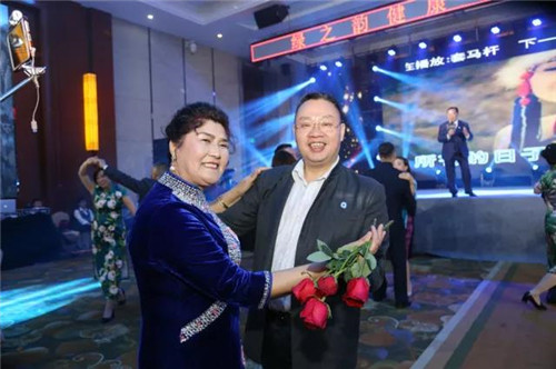 绿之韵健康科技2018拉图兰爵之夜优雅绽放