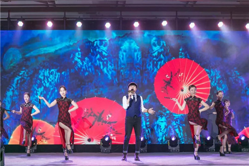 绿之韵健康科技2018拉图兰爵之夜优雅绽放