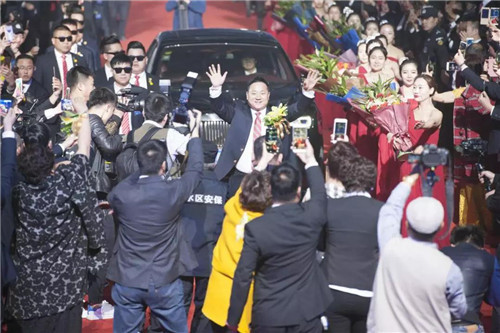 安然钻石国际六周年 百战归来启华章