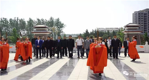 山东保健品协会与台湾保健联盟协会莅临益宝集团参观考察!