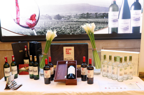 饕餮盛宴 完美云南分公司举办葡萄酒品味之旅