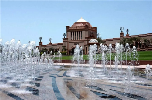 隆力奇瑞和国际迪拜奢华游