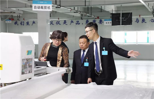 安然董事长刘润东接受威海市总工会和媒体采访，谈工匠精神