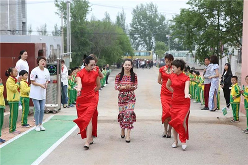 尚赫公益 爱心永续 ——第143所辽宁省北票市下府经济开发区尚赫刘双燕学校成功揭牌