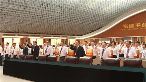 隆力奇：军事化早礼文化——打造冠军团队 筑牢企业精神