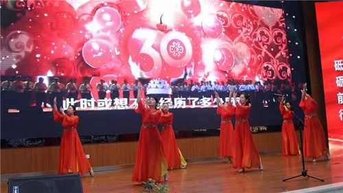 隆力奇：军事化早礼文化——打造冠军团队 筑牢企业精神